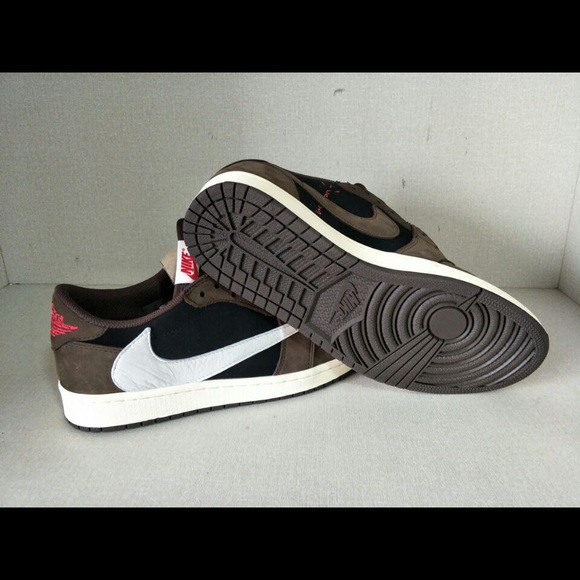 Air jordan 1 low og sp x travis scott size 10 - Picture 4 of 5